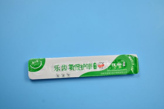 Pojedynczy 0,5g opakowanie lakier z fluoru sodu niezbędny zabieg stomatologiczny na całe życie dla zdrowia jamy ustnej